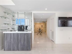 350 SE 2nd St GPH90, Fort Lauderdale FL 33301