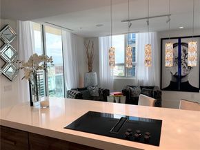 350 SE 2nd St GPH90, Fort Lauderdale FL 33301