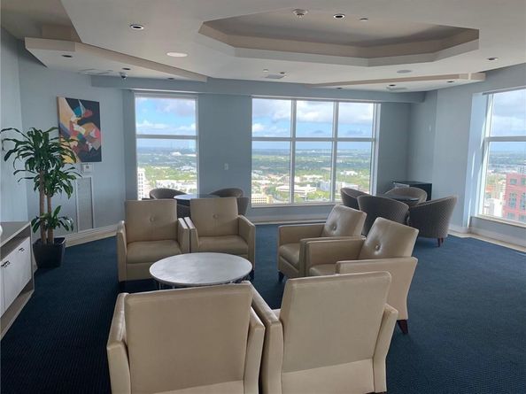 350 SE 2nd St GPH90, Fort Lauderdale FL 33301