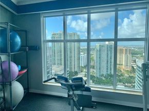 350 SE 2nd St GPH90, Fort Lauderdale FL 33301