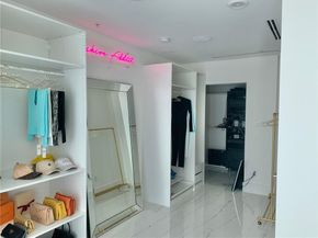 350 SE 2nd St GPH90, Fort Lauderdale FL 33301