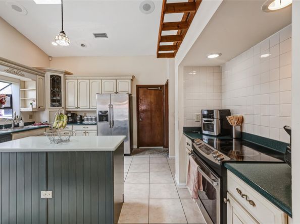 1962 NW 110th Ln, Coral Springs FL 33071