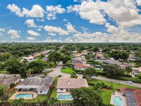 1962 NW 110th Ln, Coral Springs FL 33071