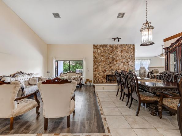 1962 NW 110th Ln, Coral Springs FL 33071