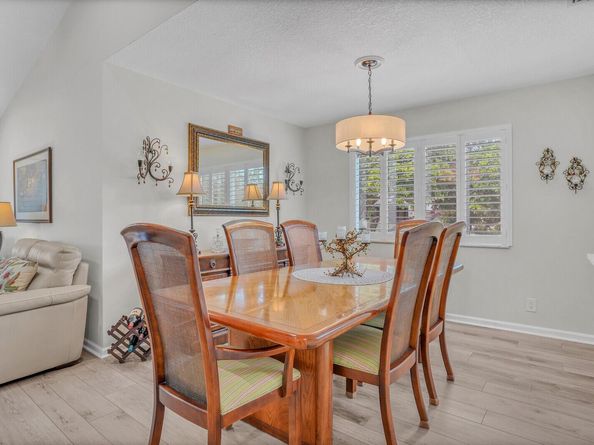 9 Lexington Lane E H, Palm Beach Gardens FL 33418