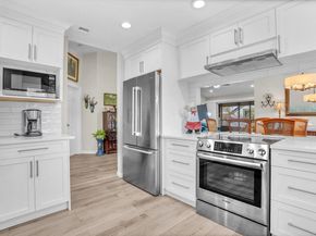 9 Lexington Lane E H, Palm Beach Gardens FL 33418