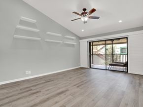 9 Lexington Lane E H, Palm Beach Gardens FL 33418