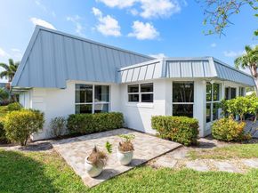 401 French Royale Circle, Atlantis FL 33462