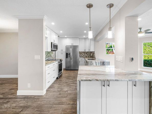 401 French Royale Circle, Atlantis FL 33462