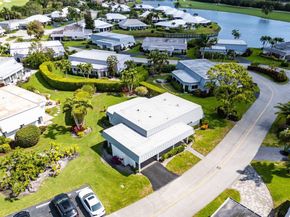 401 French Royale Circle, Atlantis FL 33462
