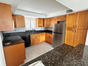 1160 Hillsboro Mile 304, Hillsboro Beach FL 33062