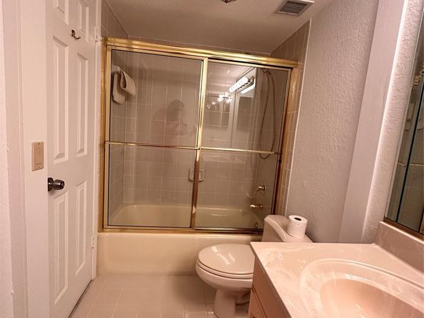 1160 Hillsboro Mile 304, Hillsboro Beach FL 33062