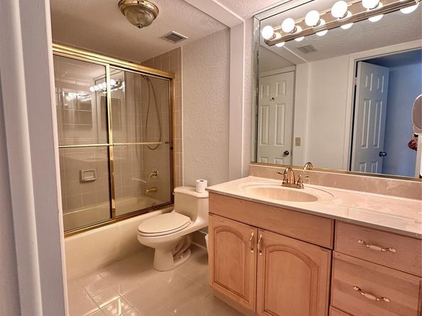 1160 Hillsboro Mile 304, Hillsboro Beach FL 33062
