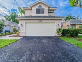 9358 Arborwood Cir, Davie FL 33328