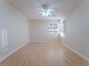 9358 Arborwood Cir, Davie FL 33328
