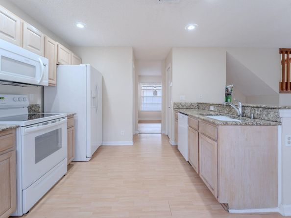 9358 Arborwood Cir, Davie FL 33328