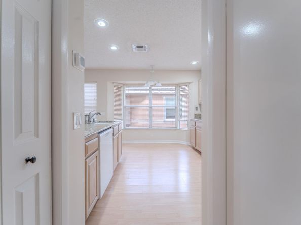 9358 Arborwood Cir, Davie FL 33328