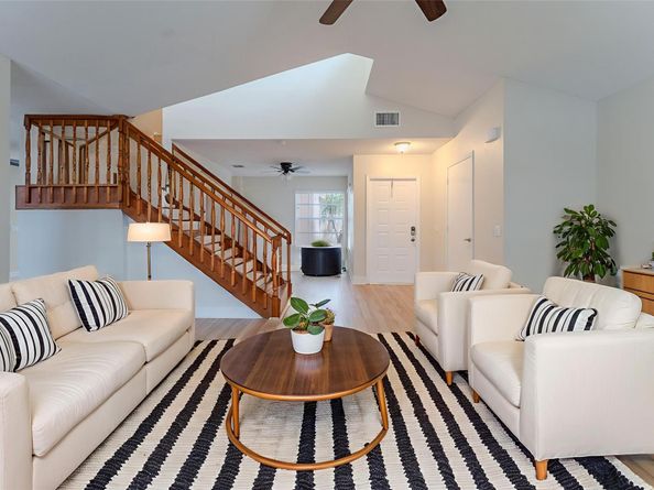 9358 Arborwood Cir, Davie FL 33328