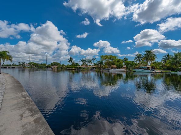 150 Cypress Club Drive 513, Pompano Beach FL 33060
