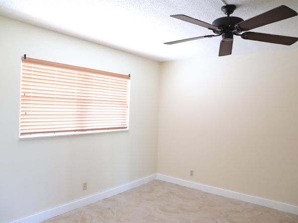 6400 NW 2nd Avenue 423, Boca Raton FL 33487