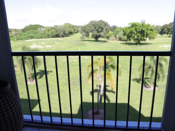 6400 NW 2nd Avenue 423, Boca Raton FL 33487