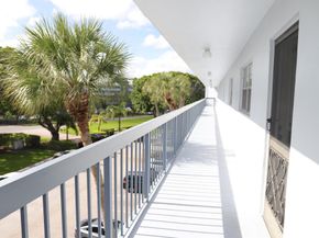 6400 NW 2nd Avenue 423, Boca Raton FL 33487
