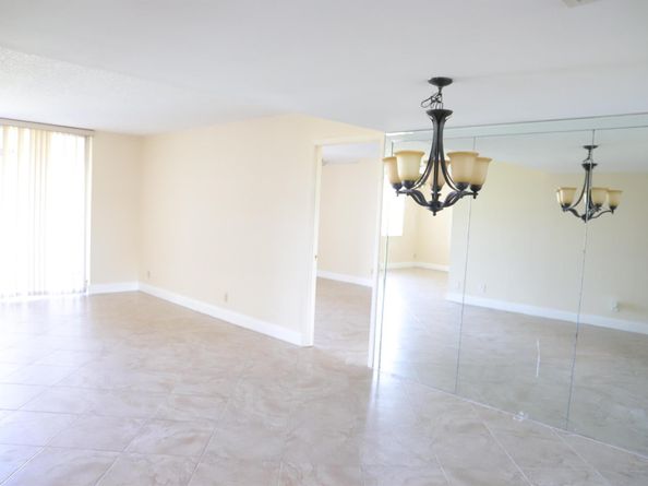 6400 NW 2nd Avenue 423, Boca Raton FL 33487