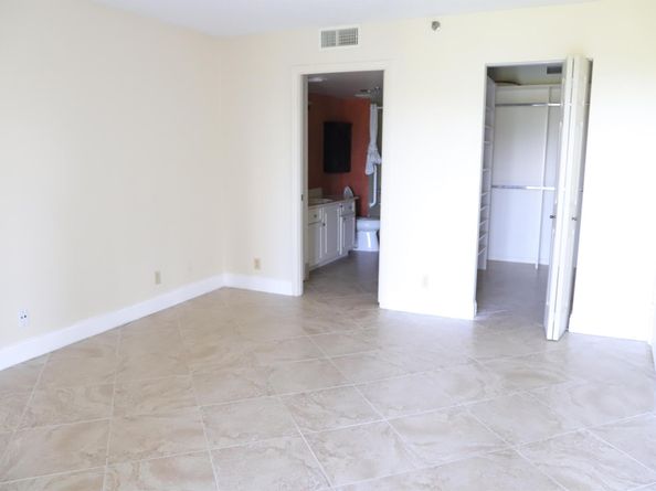 6400 NW 2nd Avenue 423, Boca Raton FL 33487