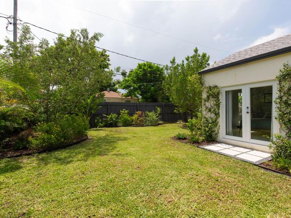 1019 N K Street, Lake Worth Beach FL 33460