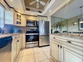 651 E Pine Dr 310, Pompano Beach FL 33060