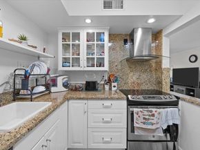 9845 Pineapple Tree Drive 108, Boynton Beach FL 33436