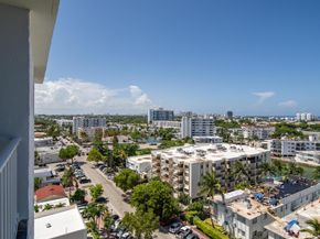 6900 Bay Drive 11i, Miami Beach FL 33141