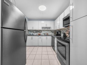 6900 Bay Drive 11i, Miami Beach FL 33141