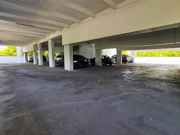 6900 Bay Drive 11i, Miami Beach FL 33141