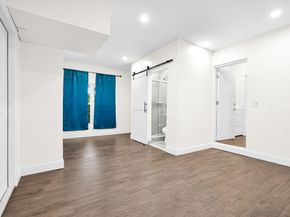 19915 NE 10th Place Way, Miami FL 33179