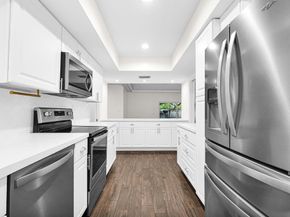 19915 NE 10th Place Way, Miami FL 33179