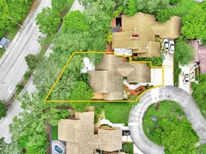 19915 NE 10th Place Way, Miami FL 33179