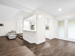 19915 NE 10th Place Way, Miami FL 33179