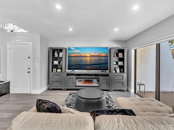 3008 Willow Ln 265, Hollywood FL 33021