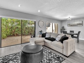 3008 Willow Ln 265, Hollywood FL 33021