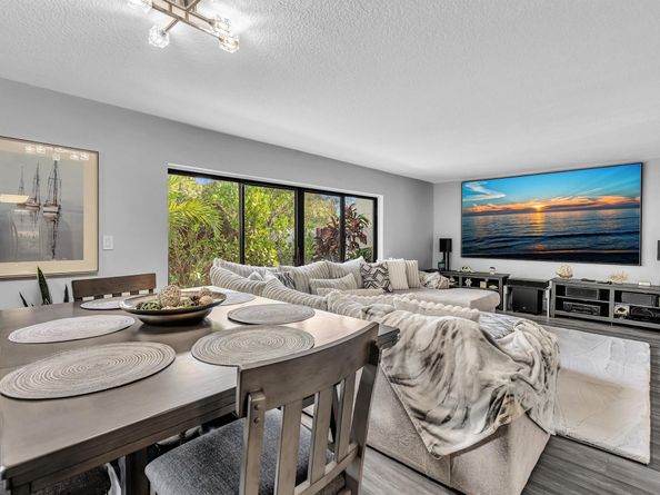 3008 Willow Ln 265, Hollywood FL 33021