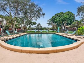 3008 Willow Ln 265, Hollywood FL 33021