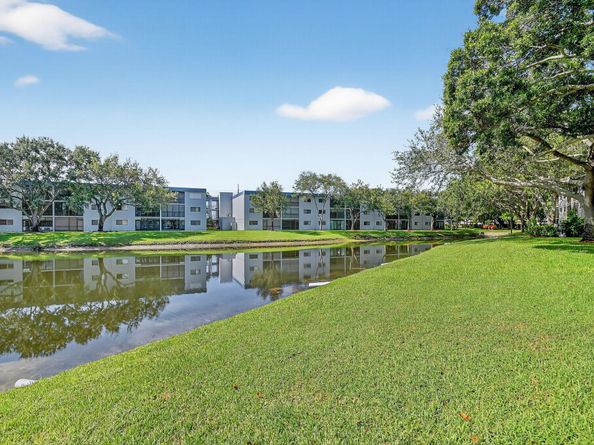15244 Lakes Of Delray Boulevard 103, Delray Beach FL 33484