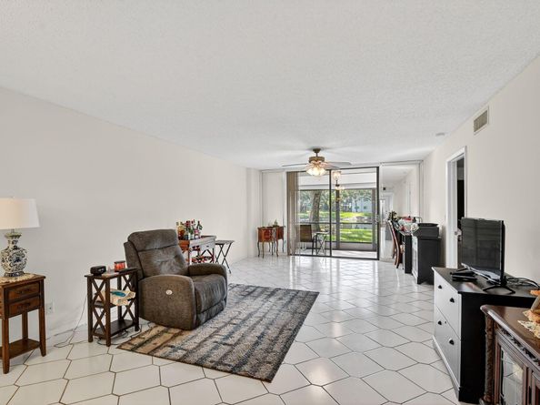 15244 Lakes Of Delray Boulevard 103, Delray Beach FL 33484