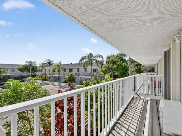 326 W Pine 19 Street 19, Lantana FL 33462