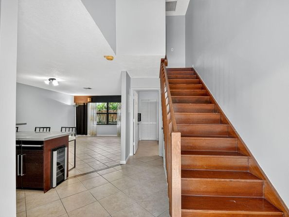 326 W Pine 19 Street 19, Lantana FL 33462