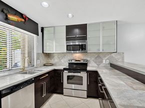 326 W Pine 19 Street 19, Lantana FL 33462