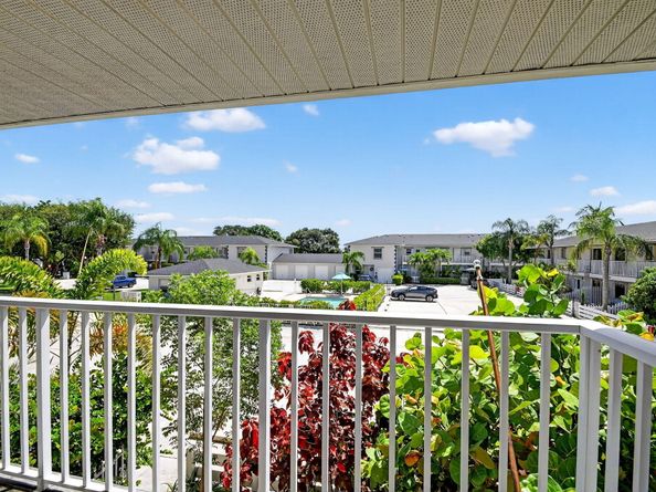 326 W Pine 19 Street 19, Lantana FL 33462