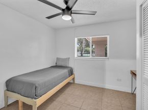 1121 N 66th Ter, Hollywood FL 33024