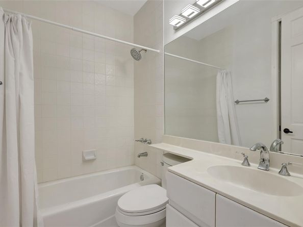 2690 Oakmont Drive, Weston FL 33332